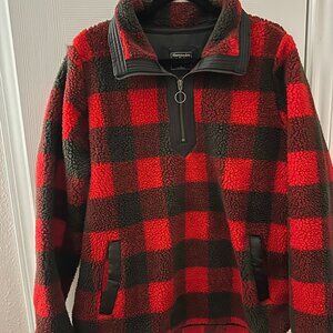 Abercrombie Woman's Fleece - Large
